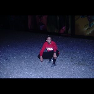 Meet your Posher, Devin